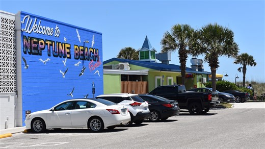 Jacksonville Jaguars NFL Draft watch party: Neptune Beach's Lemon Bar on April 24