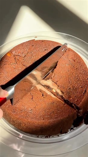 Fatima Chehab on Instagram: "Don’t pick between cookies or brownies—this does both. It’s soft, fudgy, chewy, and crispy all at once. I layered chocolate chip cookie dough, filled it with chocolate, and baked until the edges were just set. Crunchy top, molten middle, soft bottom. I swear it never lasts a full day in my kitchen. Comment “chocolate pie” and I’ll send over the recipe straight to your DMs🍪🍫🧚🏼‍♀️ #viralvideos #baking #cookies #bakery #baker"