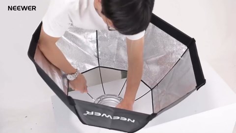 Neewer 32x32inches/80x80centimeters Octagon Flash Softbox with Grid and Bowens Mount Speedring Compatible with Nikon Canon Sony Pentax Olympus Panasonic Lumix Neewer Flash