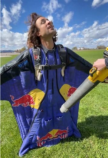 Cómo funciona el wingsuit en deportes extremos