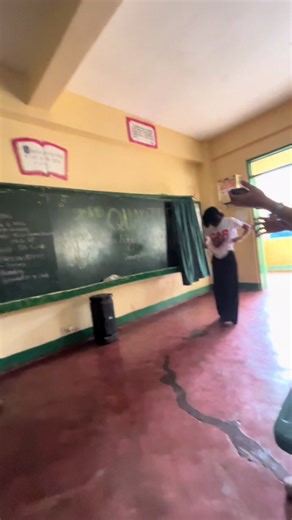 Grade 8 LOVE (@grade8_lovee)’s videos with BAAÀNGG - _who'srqnz