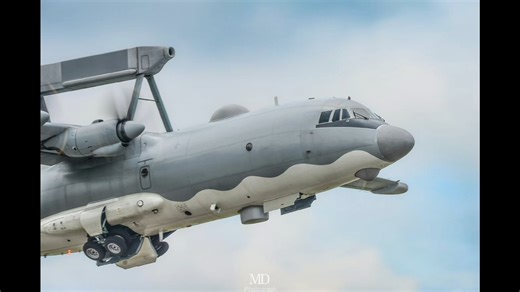 东大最新型Y9LG电子战飞机亮相！兔子要加油！