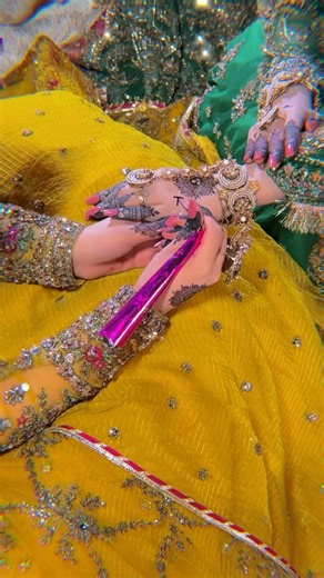 Transform Your Hands/Feet into Works of Art with Kashee’s Mehndi at Kashee’s Kingdom - Tariq Road - Slots Available – Reserve Yours Now. | Kashee's - Artist