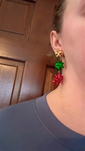 Christmas Earring Vlogmas day 8! #christmas #earrings #vlogmas
