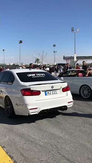 BMW F30 328i vs 335i 1/4 Mile