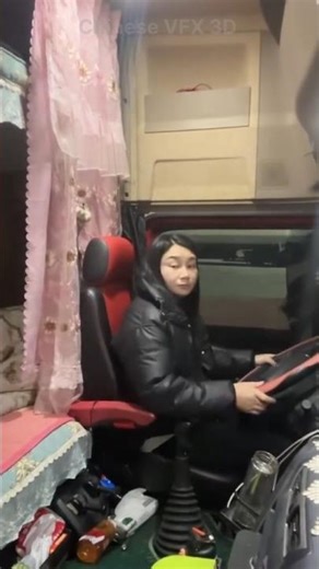 Female drivers truck driving job very hard working. great couple. #truckesvlogs #truckdriving