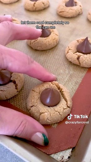 Easy 3 Ingredient Peanut Butter Blossoms Recipe