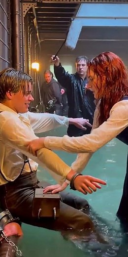 “Titanic BTS: Rose Smashes Jack’s Handcuffs 🔓😮” #titanic #filmset #movielocation #classiccinema