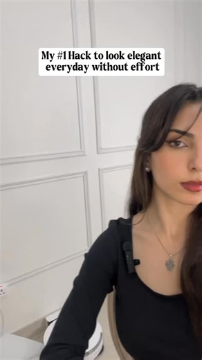 Everyday elegance becomes easy when 👇 ☑️ Your pieces look polished by default ☑️ Minimal styling is needed from you ☑️ You have a curated wardrobe where everything mixes and matches effortlessly It really is that simple. If you need detailed guidance with 30 days worth of stylist-approved elevated casual looks, my Effortless Elegance ebook offers exactly that. ⚜️Comment “EBOOK” to get the link. ⚜️ Comment “LINK” to see my recommended elevated basics to shop. What are your go-to, baseline items?