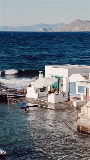 35K views · 17K reactions | Fancy a slow-paced weekend or a few days to recharge on one of the most popular islands of the Cyclades? The seaside villages of #Milos do the trick every time, as you can see in today's ‘reeality check’. But you can always note down some of the best villages in Milos in the first comment. We’re trusting you to gate-keep them wisely! 狼蘿 #discovergreece Reel by wheelercollective (IG) | DiscoverGreece.com | Facebook