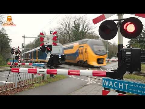 DUTCH RAILROAD CROSSING - Arnhemsebovenweg - Driebergen Rijsenburg