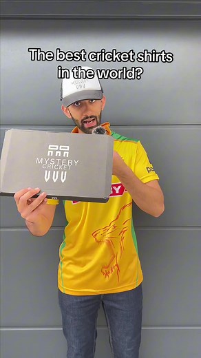 Mystery Cricket Box: Perfect Gift for Fans