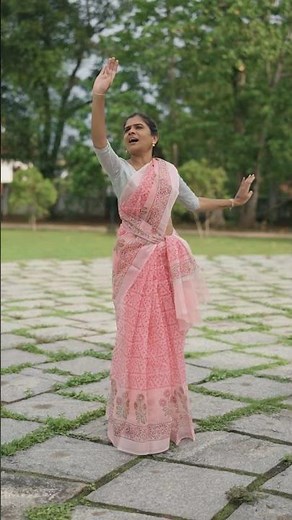 5 Kathak Dance Poses Every Dancer Must Know | Kathak Poses | Learn Kathak | Radhika Shree