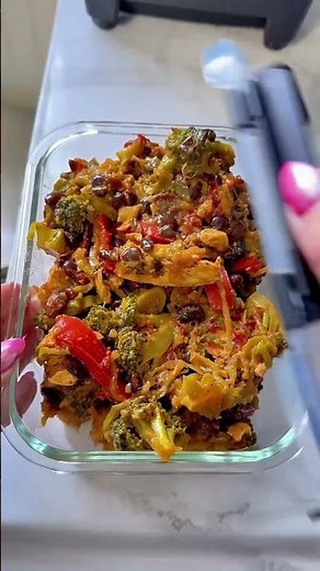 Glass vs Plastic Meal prep Containers