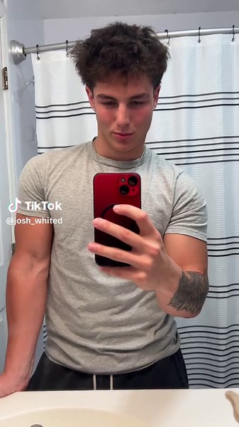 Unexpected Game Choices: Surprising Moments in Play