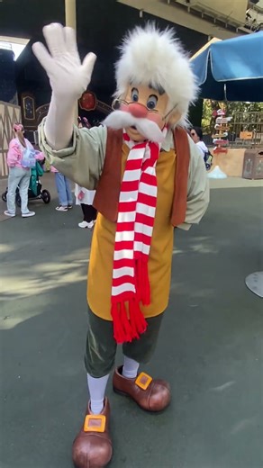 Geppetto Dancing