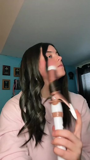 Stunning Curls Tutorial with Conair 1 1/4” Curling Iron | GRW by @christinaaaa5