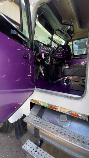freightliner classic custom interior