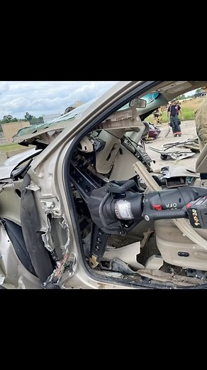 2.9K views · 22 reactions | Auto extrication training #machineryrescue #machineryrescuetraining #machineryrescueops #machineryrescuetechnician #manvsmachine #firefighter #firefighters #rescue #rescueco #rescuecompany #rescuetech #rescuetechnician @howellrescuesystems | The Rescue Boss | Facebook