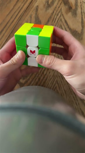 How to solve headlights on rubix cube