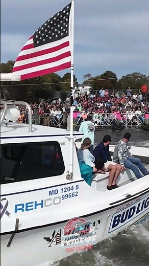 Extreme Boat Docking with Capt Danny almost perfect run!