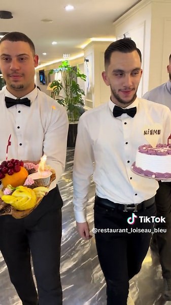 Joyeux Anniversaire Naima GIF - Oiseau Bleu Akbou Tarte Surprise