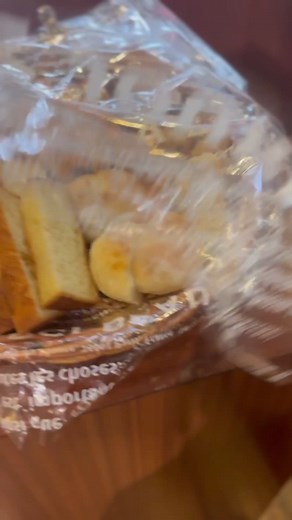 沖縄で楽しむ500円のパン食べ放題