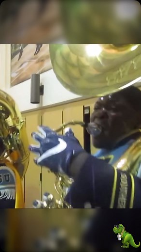 1.1K views · 2.9K reactions | He Went Fed @tuba_tedd @thankgodits_felix #hbcu #music #band #drummajor #tuba #fyp #drumline #swac #subr #tuba #humanjukebox #jsu #txsu #pvamu #alcorn #asu #college #sports #fun #loud #brass #batonrouge #louisiana #funk #crankology類 | Crankologist | Facebook