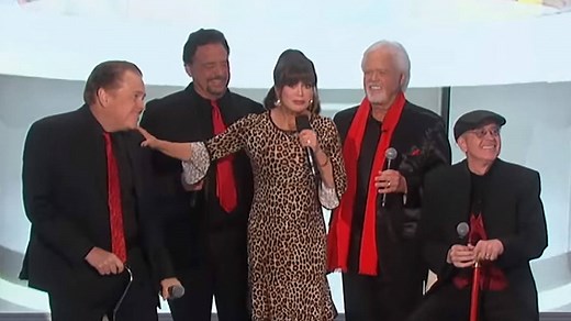 The Osmonds reunite for emotional final ever show to celebrate Marie's 60th birthday