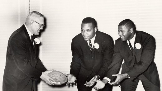 Syracuse legends Ernie Davis and Jim Brown died 60 years apart, had enduring connection