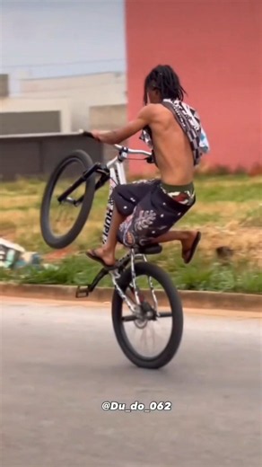 Cycle freestyle 📈 #cyclestunt