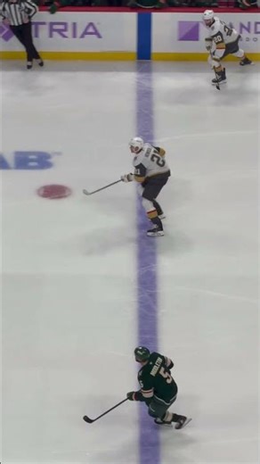 Brett Howden of the Vegas Golden Knights Merry Christmas 🎄🎁 #hockeyIQ