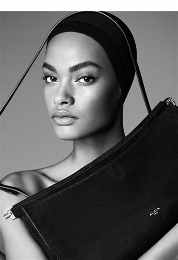 ALAÏA WINTER SPRING 26 COLLECTION BY PIETER MULIER CREATIVE DIRECTION PIETER MULIER PHOTOGRAPHY BY STEVEN MEISEL ART DIRECTION & VIDEO BY FABIEN BARON MUSIC GUSTAVE RUDMAN TALENT IASMIN SILVA CASTING ASHLEY BROKAW MAKEUP PAT MCGRATH HAIR STYLING GUIDO PALAU MANICURIST JIN SOON CHOI #ALAIA
