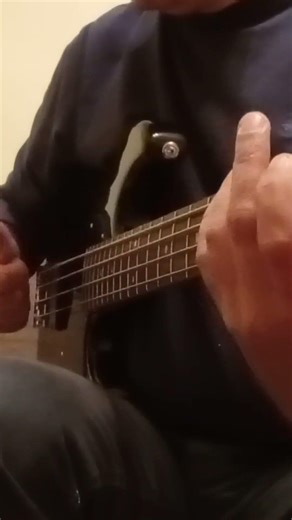 Slap bass triplets exercise