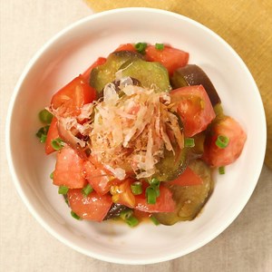 決め手はごま油 茹でナスとトマトのポン酢和え 作り方・レシピ | クラシル