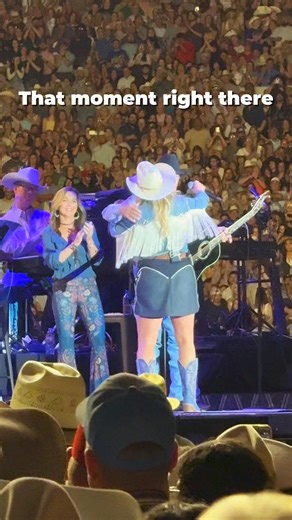 George Strait & Miranda Lambert — That Hug Moment LIVE in Lubbock Texas 🤠 #Shorts