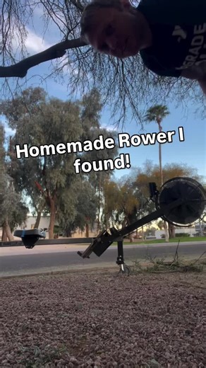 Neat rower I found! My form wasn’t great because I felt if I leaned back properly it might break or roll off somewhere. #rower #diyfitness #homemade #rowingmachine #outdoorfitness