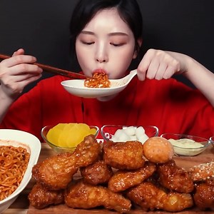 685K views · 23K reactions | Honey Combo Chicken & Spicy Fire Noodles Mukbang Asmr | Boki Mukbang | Facebook