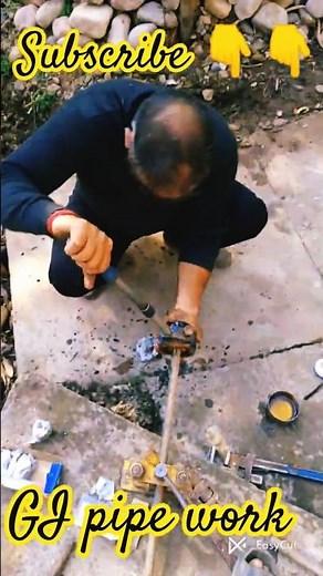GI Pipe Work l Pipe threading #shortfeed #plumbingwork #youtubesearchytshorts