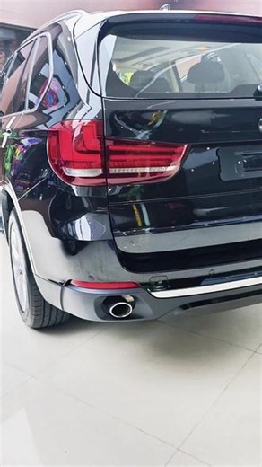 18款宝马X5 xDrive28i 欧规F15 2.0T直列四缸N20原厂纯燃油引擎，245匹马力采埃孚8AT变速箱，全职四驱布局绝版F15纯进口全时四驱底盘公里数100-200公里左右，你心动吗？#宝马x5汽车 #宝马x5 #黑色宝马x5 #宝马