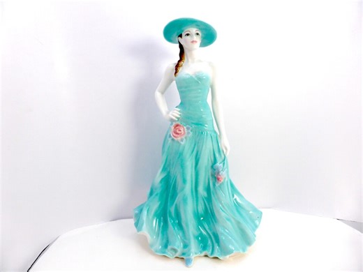 Royal Worcester SERENA Fine Bone China Limited Edition Figurine of the Year 1997 - Etsy Canada