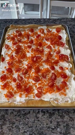 I’ll put the recipe in the comments #veggiepizza #healthyrecipes #homemadepizza