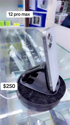 Qiimaha iPhone 12 Pro Max ee Muqdisho