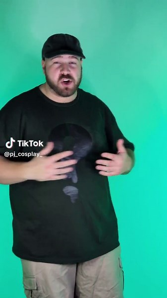 Here comes the doode . . #cosplayers #cosplay #soos #gravityfalls #gravityfallscosplay #bookofbill #cosplayer