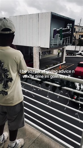 Sammi (@yvgsamii)’s videos with Jealous eyedress slowed - Audiosbyrula