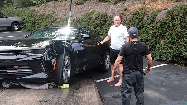 Caught on Camera: Tundra's Parking Escape!