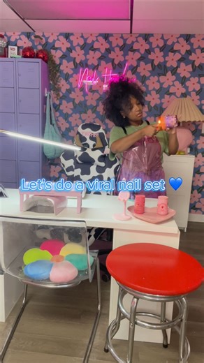 These are sooooo cute 💙🩵 Use my @kiaraskynails code Thenailhuncho10 for $$$ off Items used - small mandrel bit - bling gel - xl liner - rub on applicator - 100/100 grit file - 80/80 grit file - rub on chrome in color “glass” #nails #kiaraskynails #nailtutorial #springnails #bluenails #kiarasky | Thenailhuncho