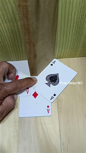 Brilliant idea of a carpenter making wooden corners using cards #woodworking #diy #art