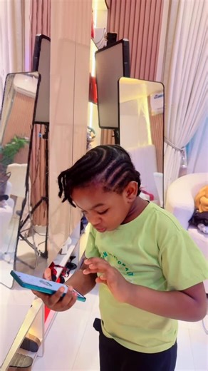 Uche Clementina Onyekwelu on Instagram: "Who is stressing CSR ADA STUCH? 🤣🤣 This Customer Service Rep will be@t you if you don’t shop on the website today 😁🤣 . . Closed for the day, click the link in bio to shop on the website ( www.stuchbeddings.com ) and be done in less than 5mins. Order will be processed once we resume in the morning 💕"