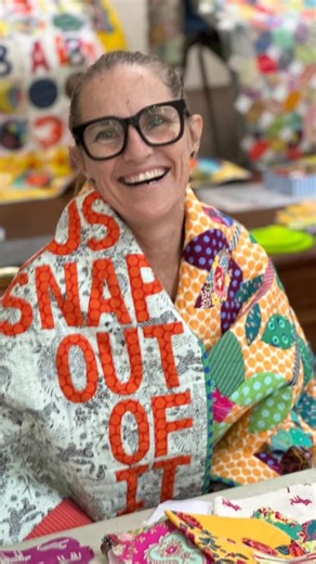 Chris Lean and Jann Baker on Instagram: "A lovely day spent with lovely Barbie Mitchell @_barbiemitchell and a gorgeous group of northern rivers gals in beautiful Grafton. Lots of new converts to needle turn appliqué and lots of bias and text so much fun ❣️❣️ . . . #tamborinetotilba #barbiemitchell #modernquiltswithheart❤️ #patchworkandquilting"